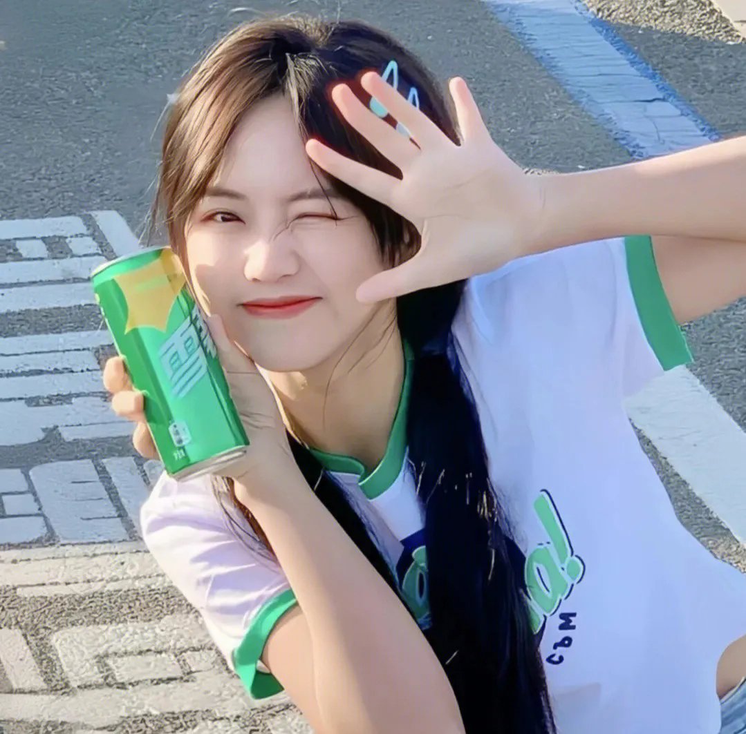 少女与海怪